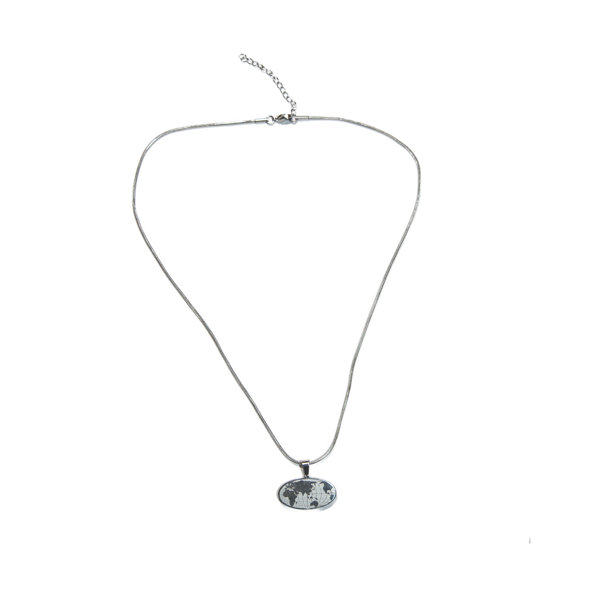 Global Motion Necklace